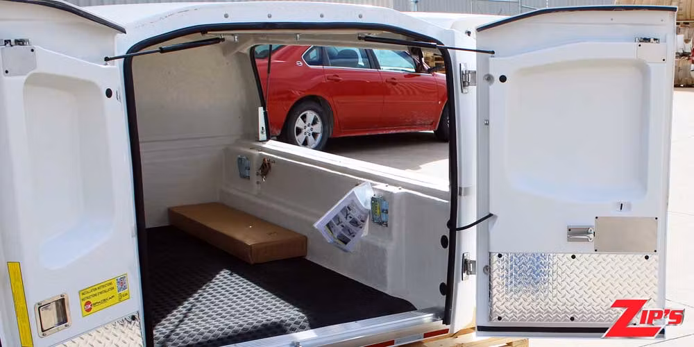 Picture of SpaceKap Wild Service Body, For Chevrolet 2500HD/3500HD, 937525-01