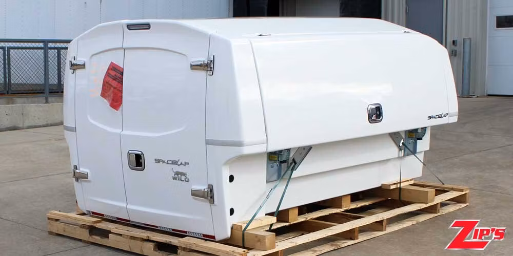 Picture of SpaceKap Wild Service Body, For Chevrolet 2500HD/3500HD, 937525-04