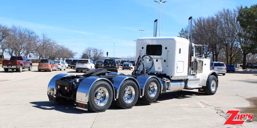 Picture of 2022 Peterbilt 389 Road Tractor with 48" Sleeper, 23210
