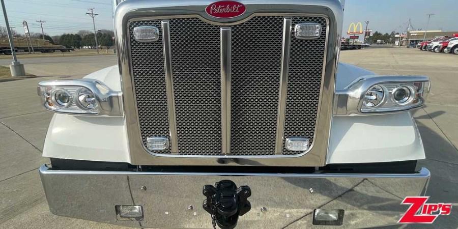 Picture of 2026 Century 9055XL 50 Ton Wrecker w/XP850 Side Puller, Peterbilt 567, 22825