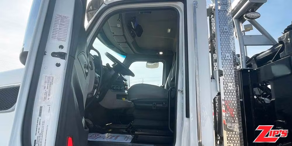 Picture of 2026 Century 9055XL 50 Ton Wrecker w/XP850 Side Puller, Peterbilt 567, 22825