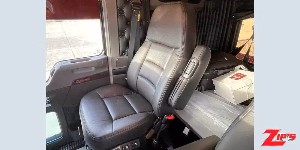 Picture of 2026 Century 1135 35 Ton Rotator Wrecker, Kenworth W900 with 38" Sleeper, 22992