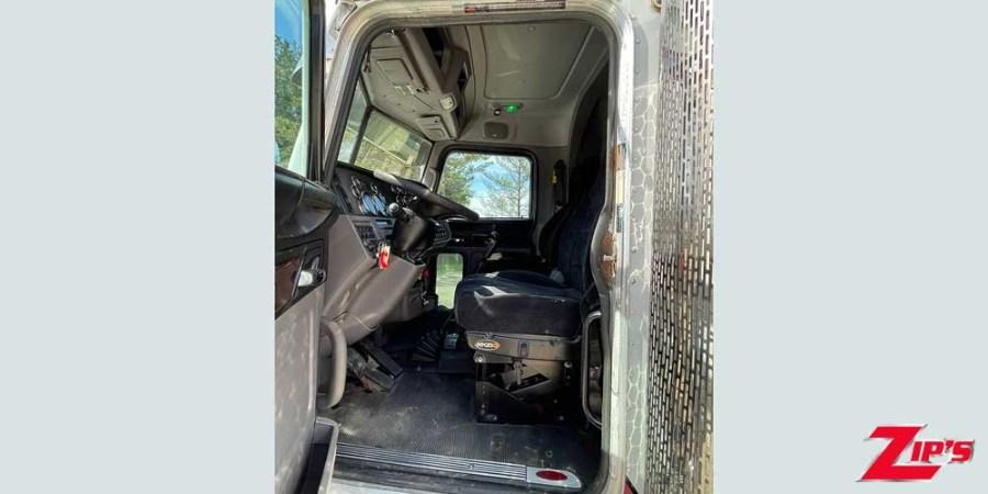 Picture of 2012 Century 5230 30 Ton Wrecker, Peterbilt 389, 20374