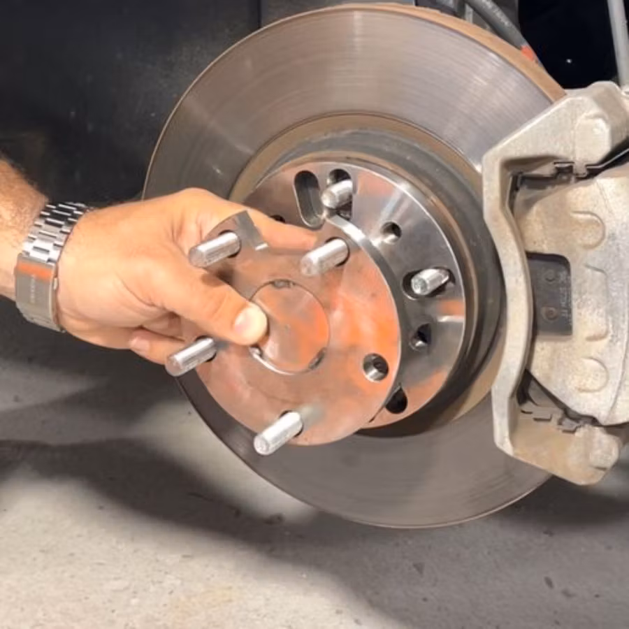Picture of GUNI Wheel Hub Universal Rotating Hub