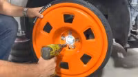 Picture of GUNI Wheel Hub Universal Rotating Hub
