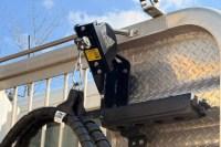 Picture of EZ Claw Hinged Versa Mount Bracket