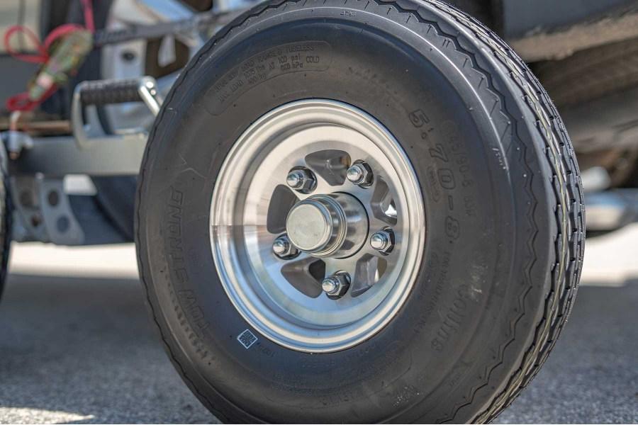 Picture of Collins G7 Hi-Speed Dolly PRO T10 Aluminum Cross Rails, Hubs, Wheels & Pry Bar