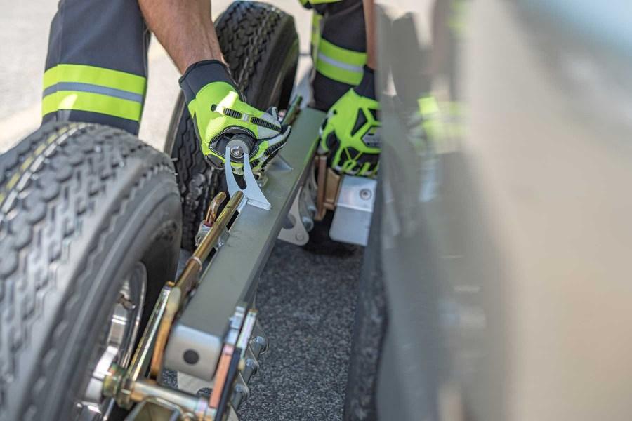 Picture of Collins G7 Hi-Speed Dolly PRO T10 Aluminum Cross Rails, Hubs, Wheels & Pry Bar