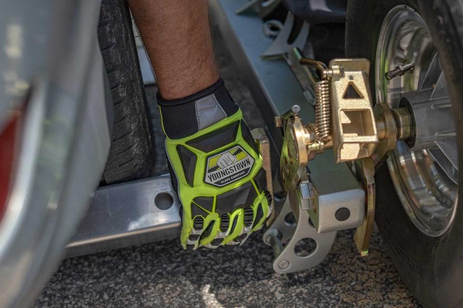 Picture of Youngstown Titan XT Kevlar-Lined Hi-Vis Work Gloves