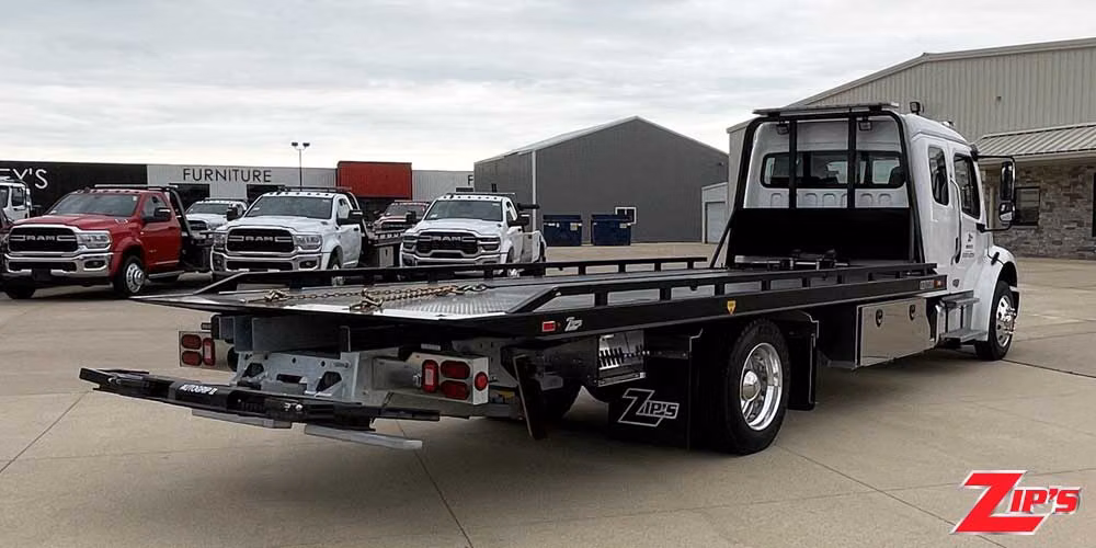 Picture of 2027 Century 21' 6" Steel 12 Series LCG™ Car Carrier, Freightliner M2EC, 23345