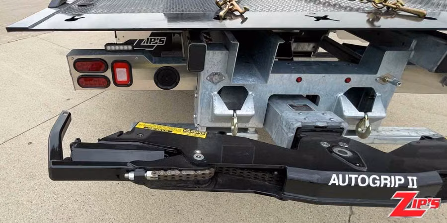 Picture of 2027 Century 21' 6" Steel 12 Series LCG™ Car Carrier, Freightliner M2EC, 23345
