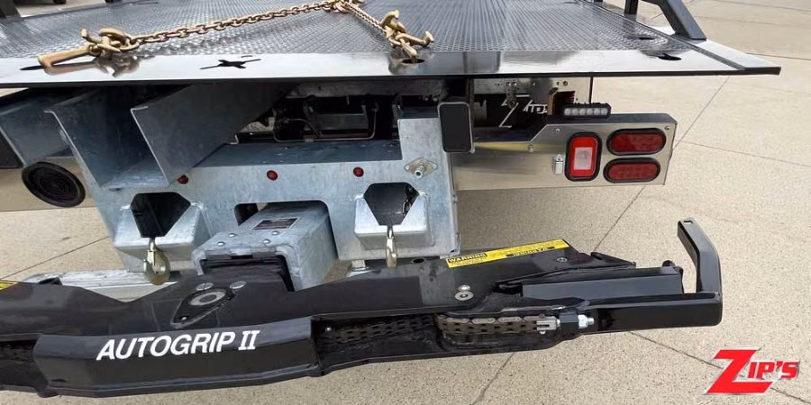 Picture of 2027 Century 21' 6" Steel 12 Series LCG™ Car Carrier, Freightliner M2EC, 23345