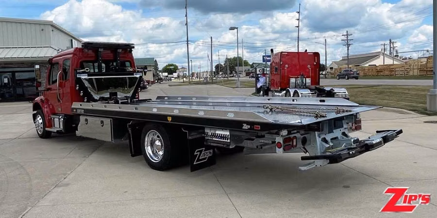 Picture of 2027 Century 21' 6" Steel 12 Series LCG™ Car Carrier, SP9000 Side Puller, Freightliner M2EC, 23347