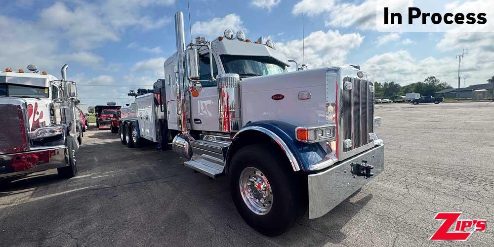 2027 Vulcan V103 50 Ton Wrecker, XP850 Side Puller, Peterbilt 589 with 48" Sleeper, 23350 Perspective View