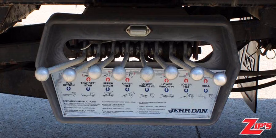 2016 Jerr-Dan 28' Aluminum Conventional 4 Car Carrier, Freightliner M2, 22790 Feature Close-up