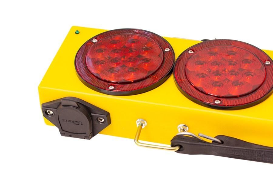 TowMate 36" Wireless Tow Light Perspective View
