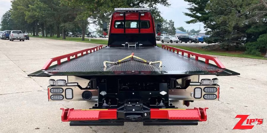 2027 Vulcan 24' Steel 16 Series LCG™ Car Carrier, Freightliner M2EC, 23330 Additional Angle