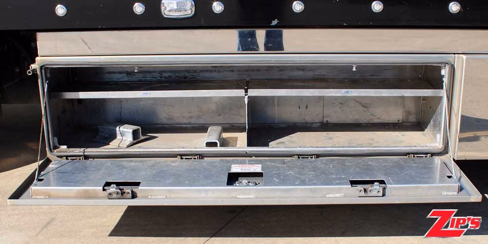 2024 Century 21' 6" Steel SST 12 Series LCG™, International MV-X, 23774 Close Up Detail