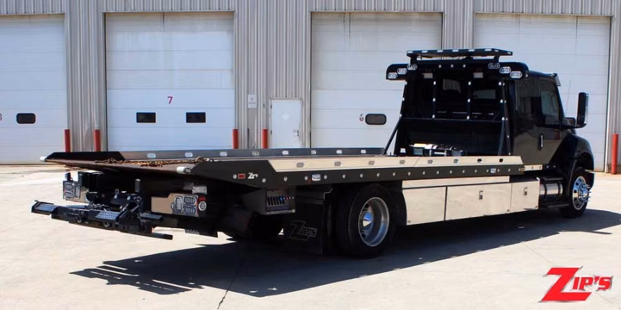 2024 Century 21' 6" Steel SST 12 Series LCG™, International MV-X, 23775 Alternate View