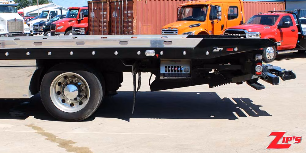 2024 Century 21' 6" Steel SST 12 Series LCG™, International MV-X, 23775 Additional view