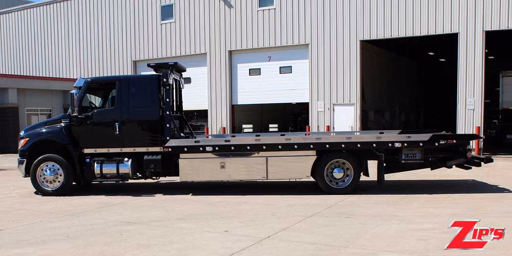 2024 Century 21' 6" Steel SST 12 Series LCG™, International MV-X, 23776