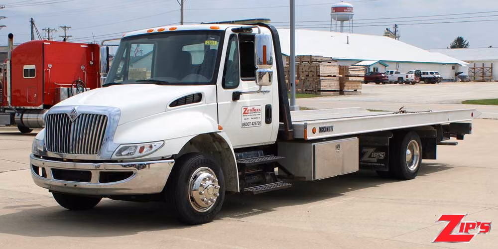 2012 Century 21' Aluminum 12 Series LCG™ Car Carrier, International 4300, 23816 Additional view