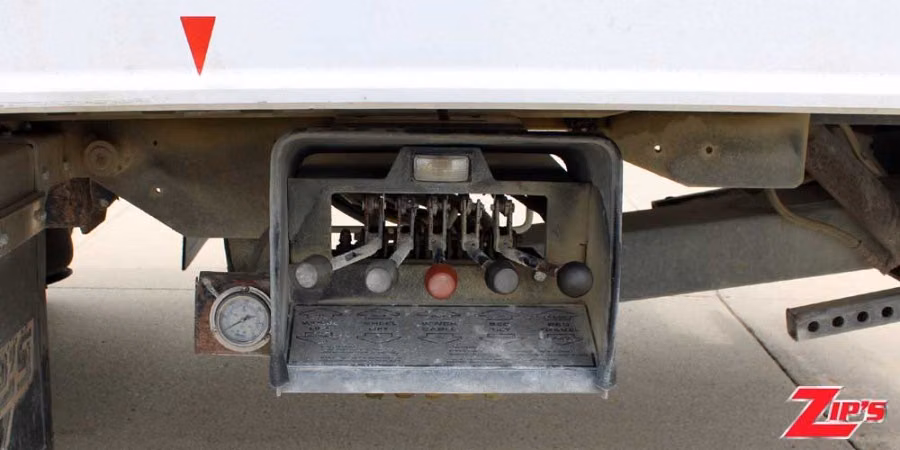 2012 Century 21' Aluminum 12 Series LCG™ Car Carrier, International 4300, 23816 Alternate View