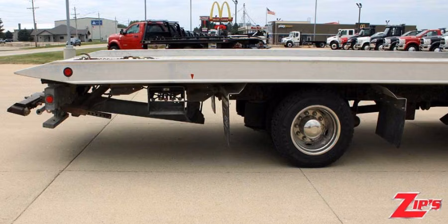 2012 Century 21' Aluminum 12 Series LCG™ Car Carrier, International 4300, 23816 Additional view