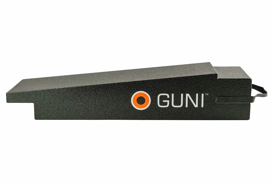 GUNI Standard Duty Loading Ramps Perspective View