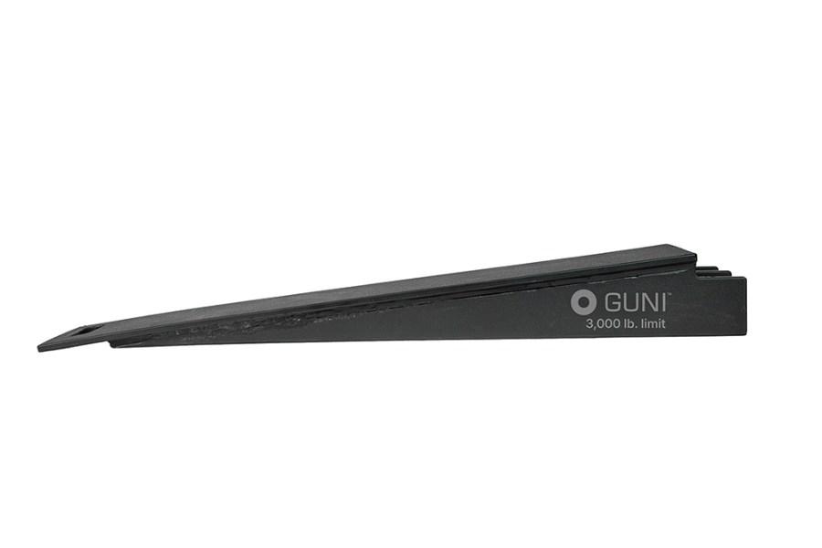 GUNI Heavy Duty Automotive Ramps Perspective View