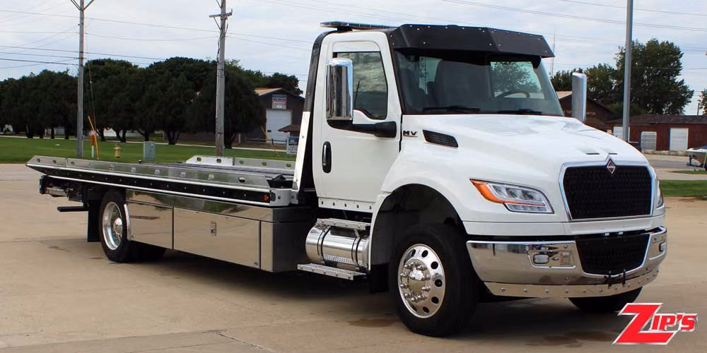 2026 Century 21' 6" Steel 12 Series LCG™ Car Carrier, International MV, 23822 Feature Close-up