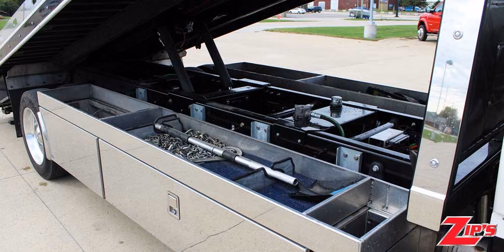2026 Century 21' 6" Steel 12 Series LCG™ Car Carrier, International MV, 23822 Feature Close-up