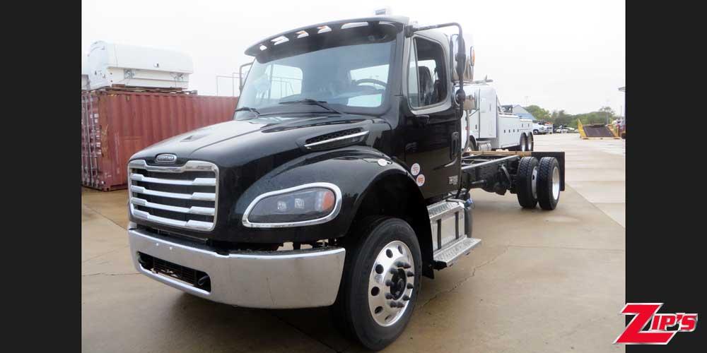 2027 Century 21' 6" Steel 12 Series LCG™ Car Carrier, SP9000 Side Puller, Freightliner M2, 23596