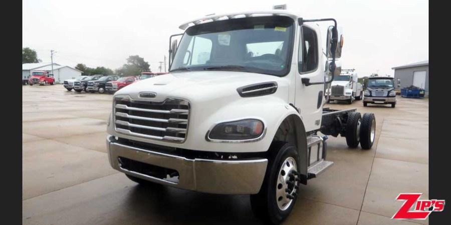 2027 Century 21' 6" Steel 12 Series LCG™ Car Carrier, SP9000 Side Puller, Freightliner M2, 23595