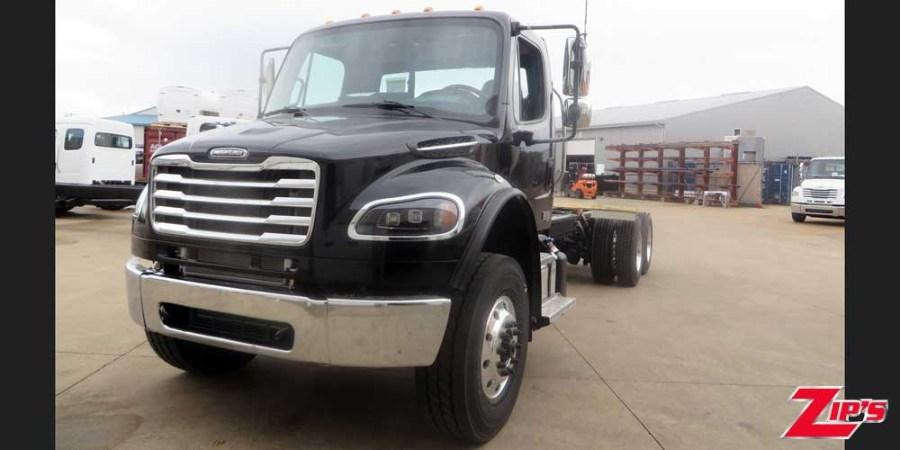 2027 Century 27' Wood 20 Series LCG™ Industrial Carrier, Freightliner M2, 23351