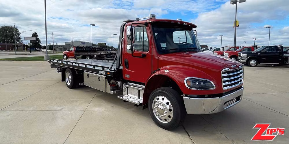 2027 Century 21' 6" Steel 12 Series LCG™ Car Carrier, Freightliner M2, 23734 Feature Close-up