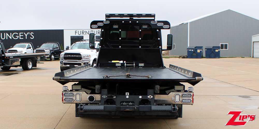 2024 Century 21' 6" Steel SST 12 Series LCG™, International MV-X, 23776 Additional Angle