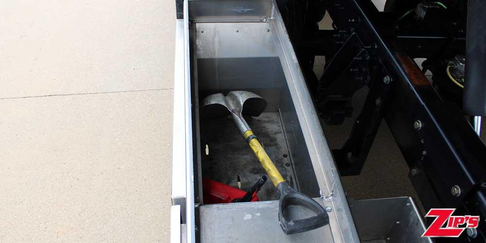 2024 Century 21' 6" Steel SST 12 Series LCG™, International MV-X, 23776 Feature Close-up