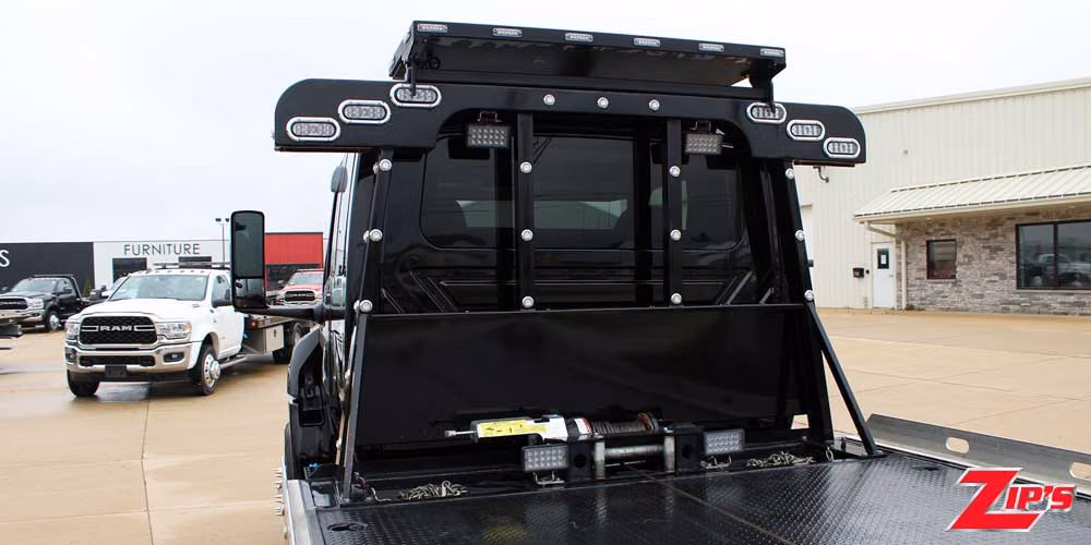 2024 Century 21' 6" Steel SST 12 Series LCG™, International MV-X, 23776 Feature Close-up