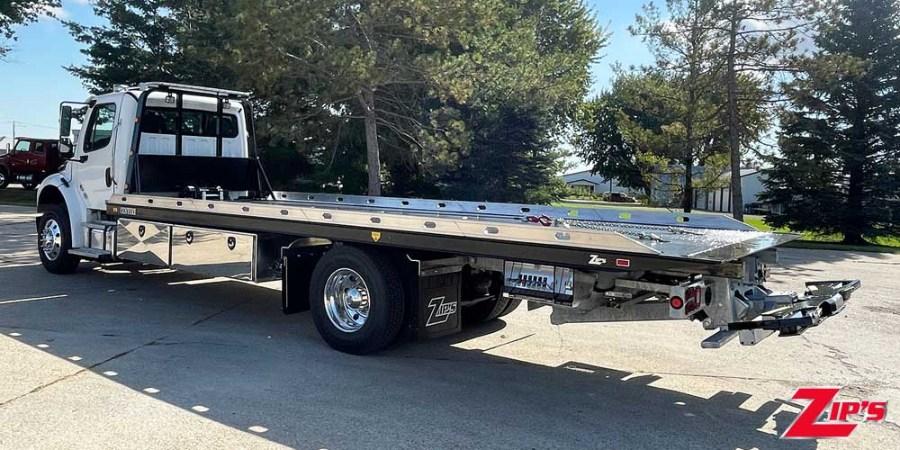 2027 Century 25' Steel 16 Series LCG™ Car Carrier, Freightliner M2, 23363 Additional view