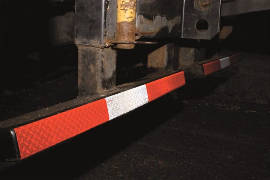 Oralite Diamond Plate Conspicuity Tape Alternate View
