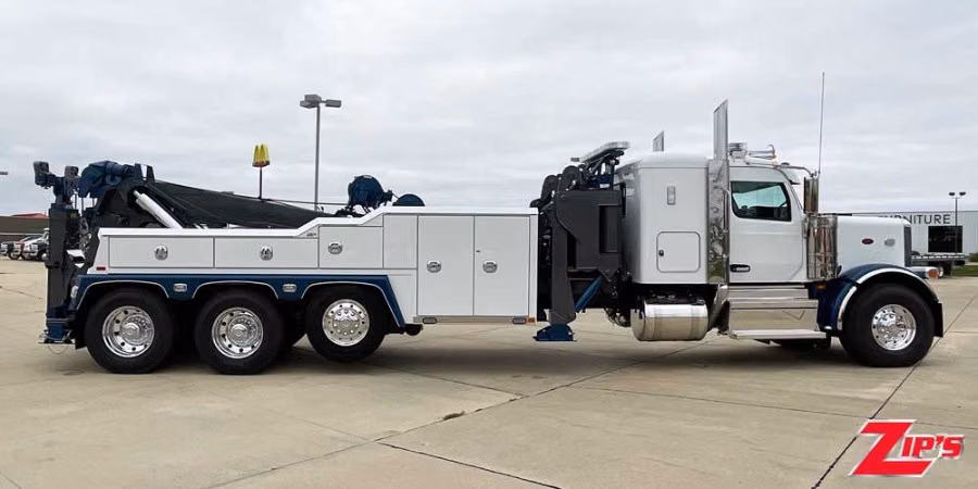 2027 Vulcan V103 50 Ton Wrecker, XP850 Side Puller, Peterbilt 589 with 48" Sleeper, 23350 Perspective View