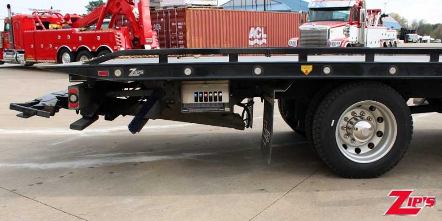 2026 Century 21' 6" Steel 12 Series LCG™ Car Carrier, Freightliner M2, 23836 Feature Close-up