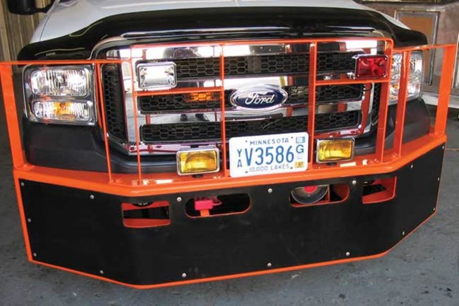 Picture of Diversified Push Bumper Ford F250 / F350 4x4 Super Duty 2005 - 2007 w/ Grille Guard