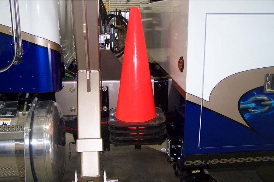 Picture of In The Ditch 28" Aluminum Vertical Safety Cone Holder