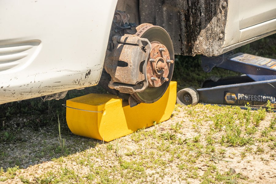 Picture of ITI Yellow Control Arm Skate