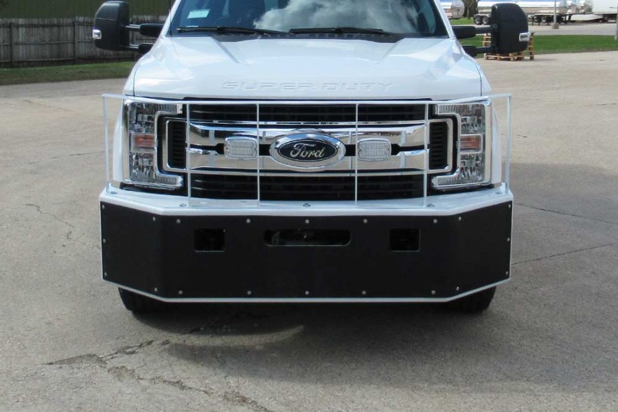 Picture of Diversified Push Bumper,  Ford F250/350, 2017-2022, 4x4 with Grille Guard