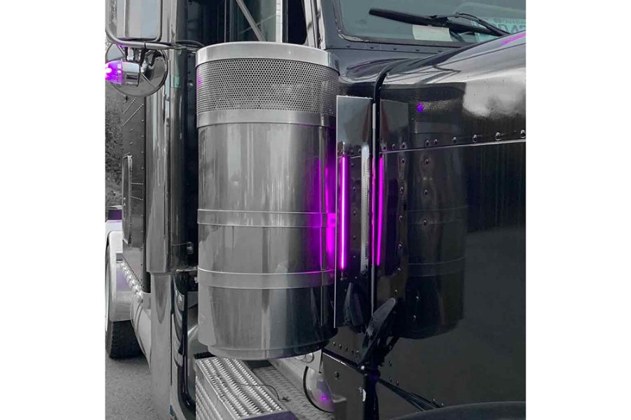 Picture of Trux 15" Multifit Louvered "Glow Trim" Air Cleaner LED Light Bars - Peterbilt