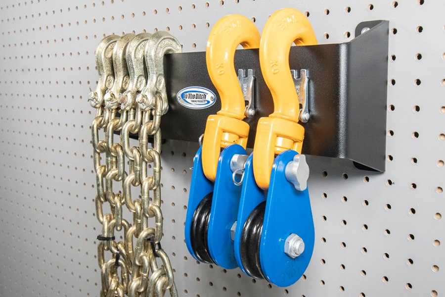 Picture of In The Ditch Snatch Block and HD Chain Storage Racks
