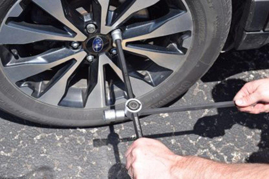 Picture of Ken-Tool Stow and Go 4-Way HD Lug Wrench